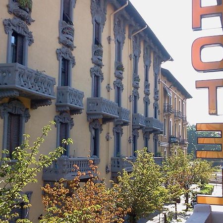 Hotel Nuovo Rondo Сесто-Сан-Джованні Екстер'єр фото